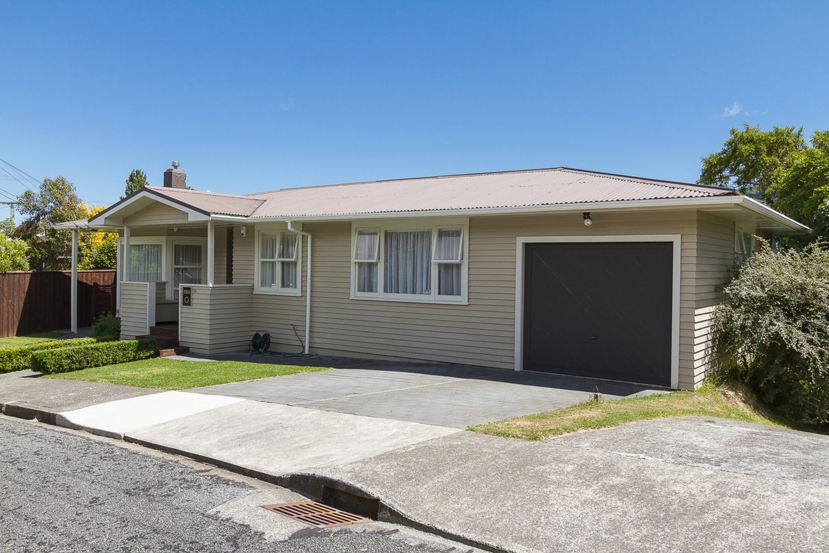 10 Vista Grove, Kelson, Lower Hutt - Carousel 26