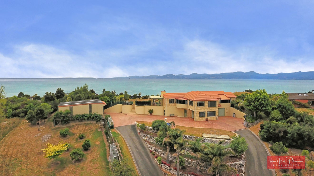 42 Brooks View Heights, Tasman, Upper Moutere - Carousel 1