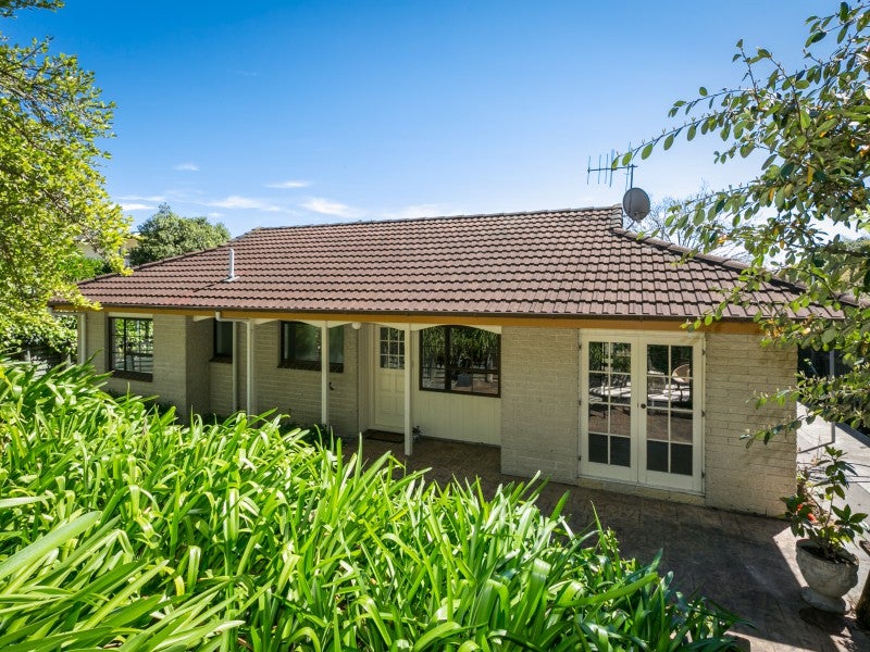 13B Shortland Place, Havelock North, Havelock North - Carousel 1