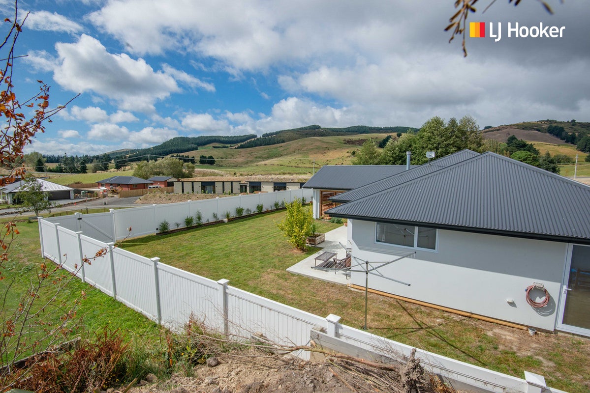 18 Mallard Drive, Waihola - Carousel 23
