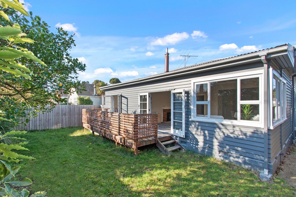 131 Bowhill Road, New Brighton, Christchurch - Carousel 12