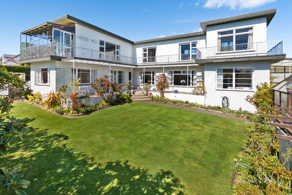 32 Happy Home Road, Westmorland, Christchurch - Carousel 1