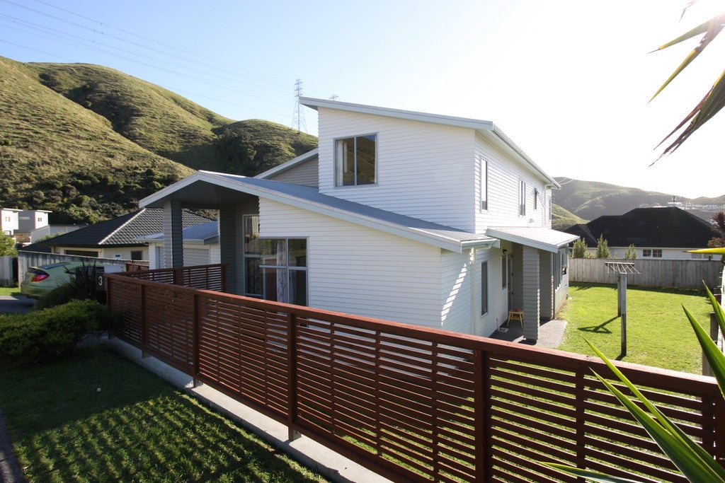 3 Neston Grove, Churton Park, Wellington - Carousel 2