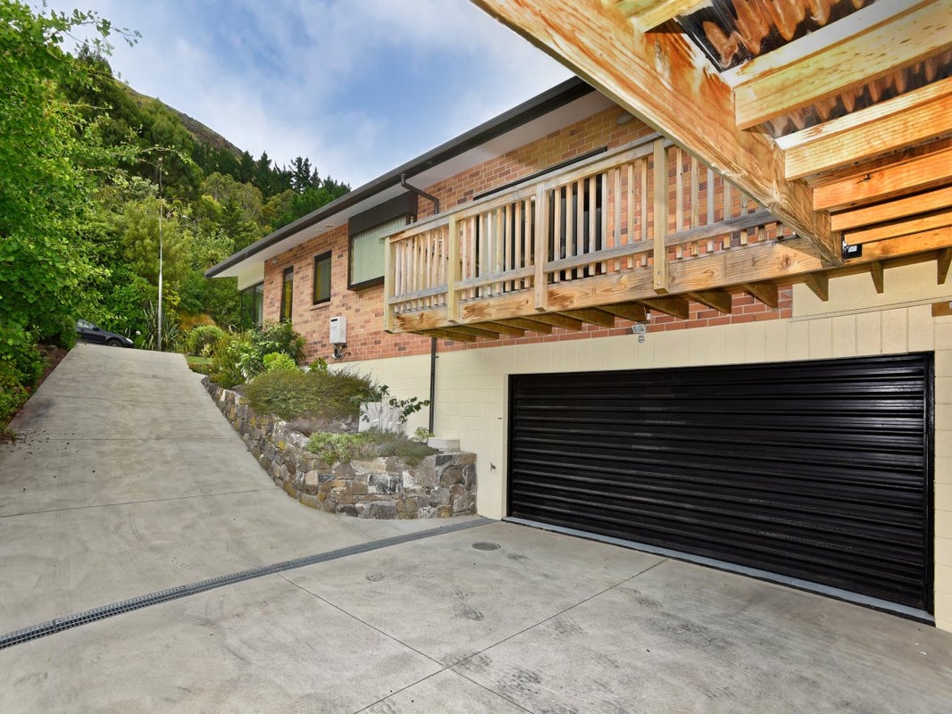 135 Sumnervale Drive, Sumner, Christchurch - Carousel 2