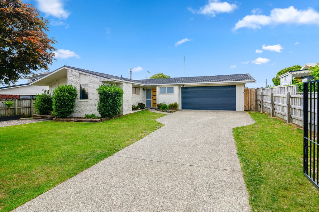 8 Amun Place, Pomare, Rotorua - Carousel 1