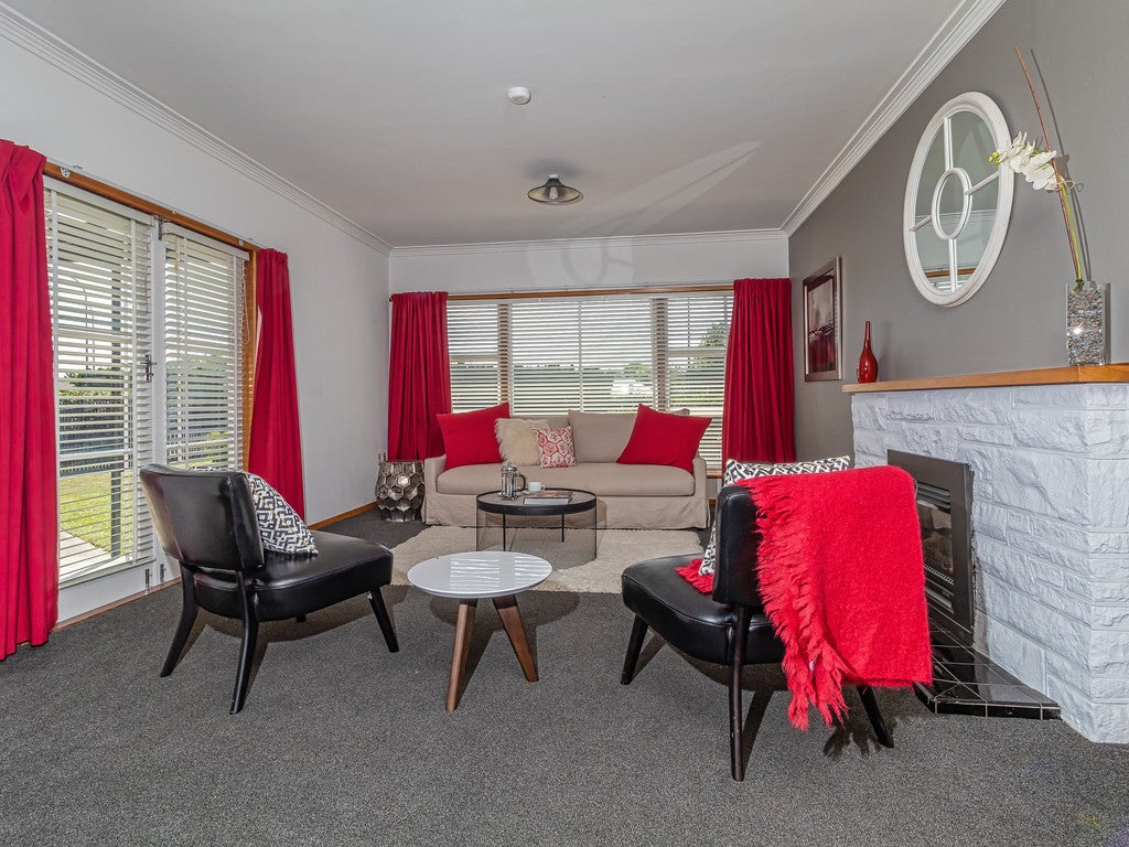 303 Nottingley Road, Frimley, Hastings - Carousel 1