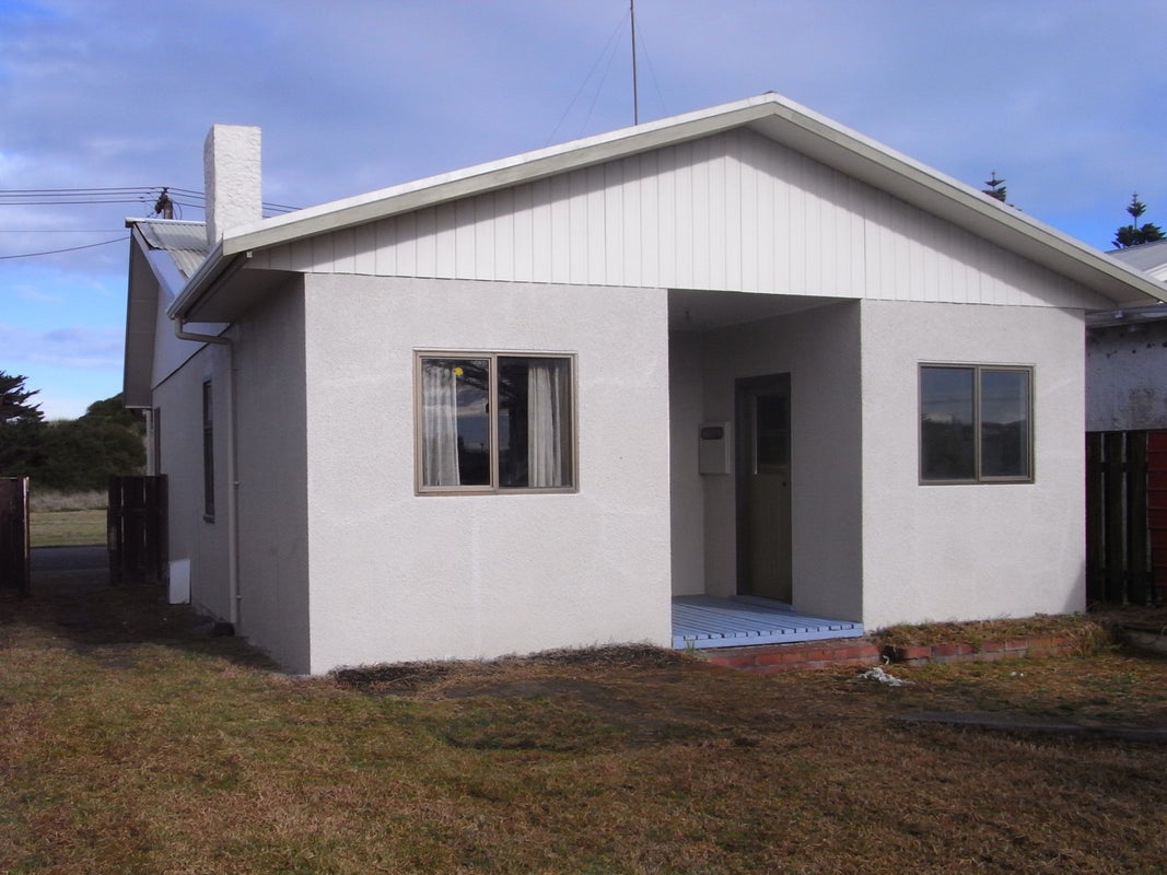 10 Seafront Road, Castlecliff, Whanganui - Carousel 1