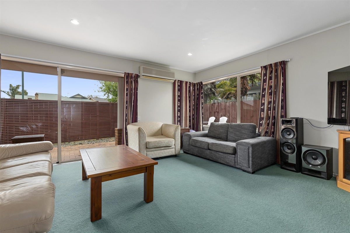 31 Bramley Drive, Rototuna, Hamilton - Carousel 2