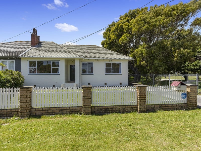 22 Bell Road, Waiwhetu, Lower Hutt - Carousel 1