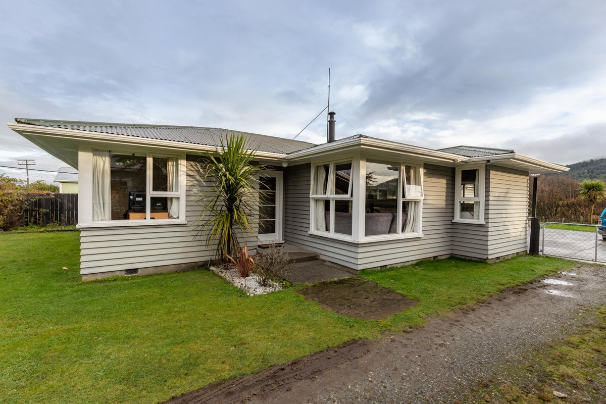 48 Arnold Valley Road, Stillwater, Greymouth - Carousel 1