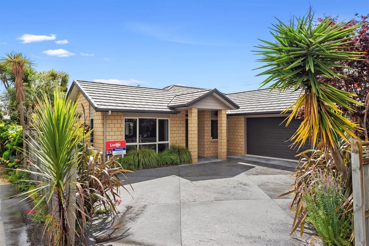 185A Cambridge Road, Hillcrest, Hamilton - Carousel 1