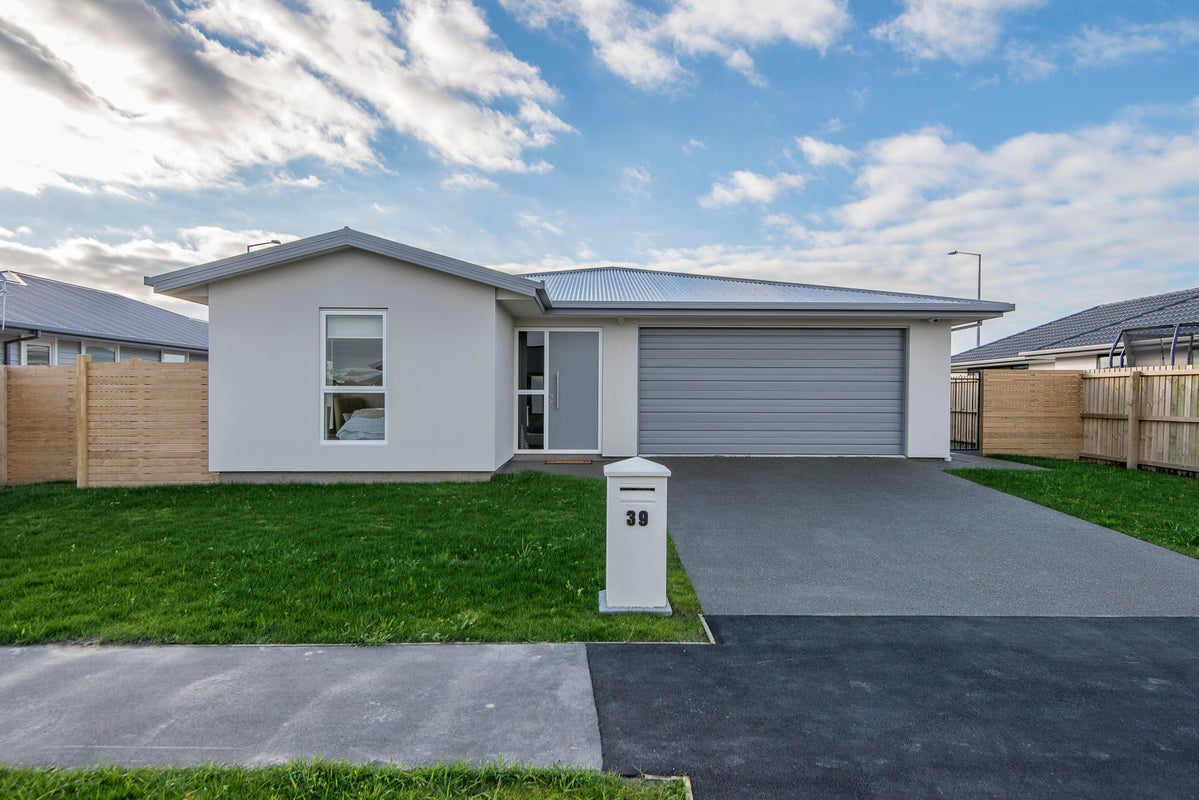 39 Kingsbridge, BURWOOD, CHRISTCHURCH - Carousel 12