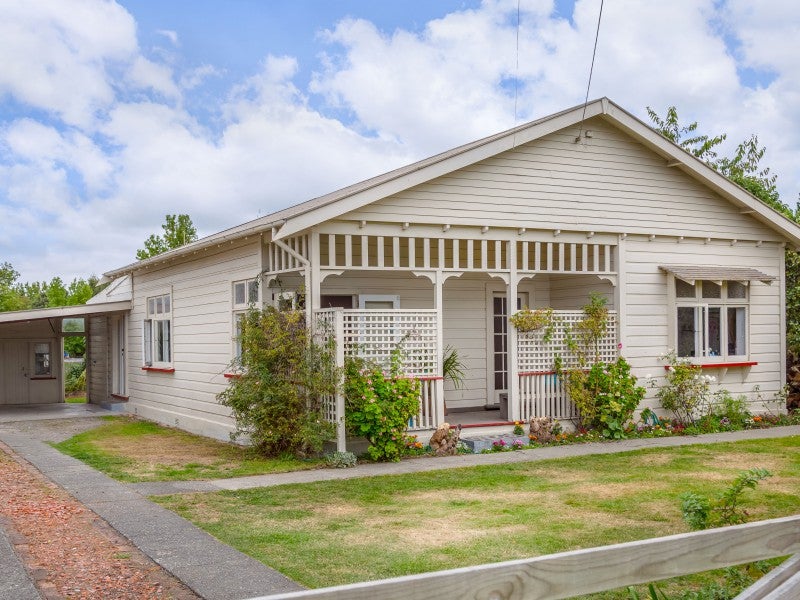 107 Pembroke Street, Carterton - Carousel 1