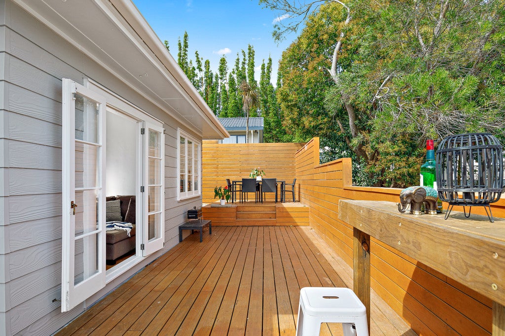 2/87A Woodglen Road, Glen Eden, Auckland - Carousel 2