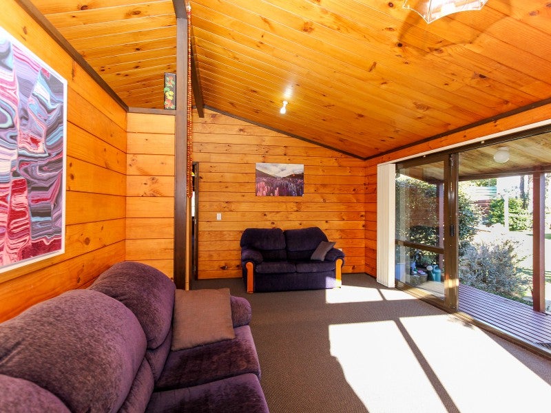 77 Riversdale Drive, Merrilands, New Plymouth - Carousel 26