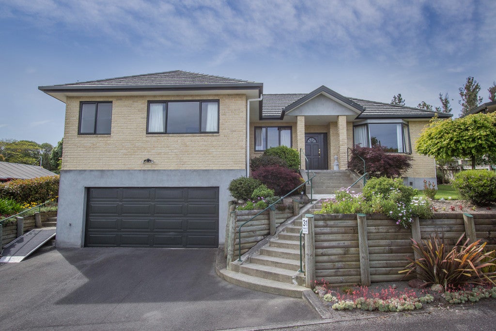 31 Tawa Street, Lansdowne, Masterton - Carousel 1