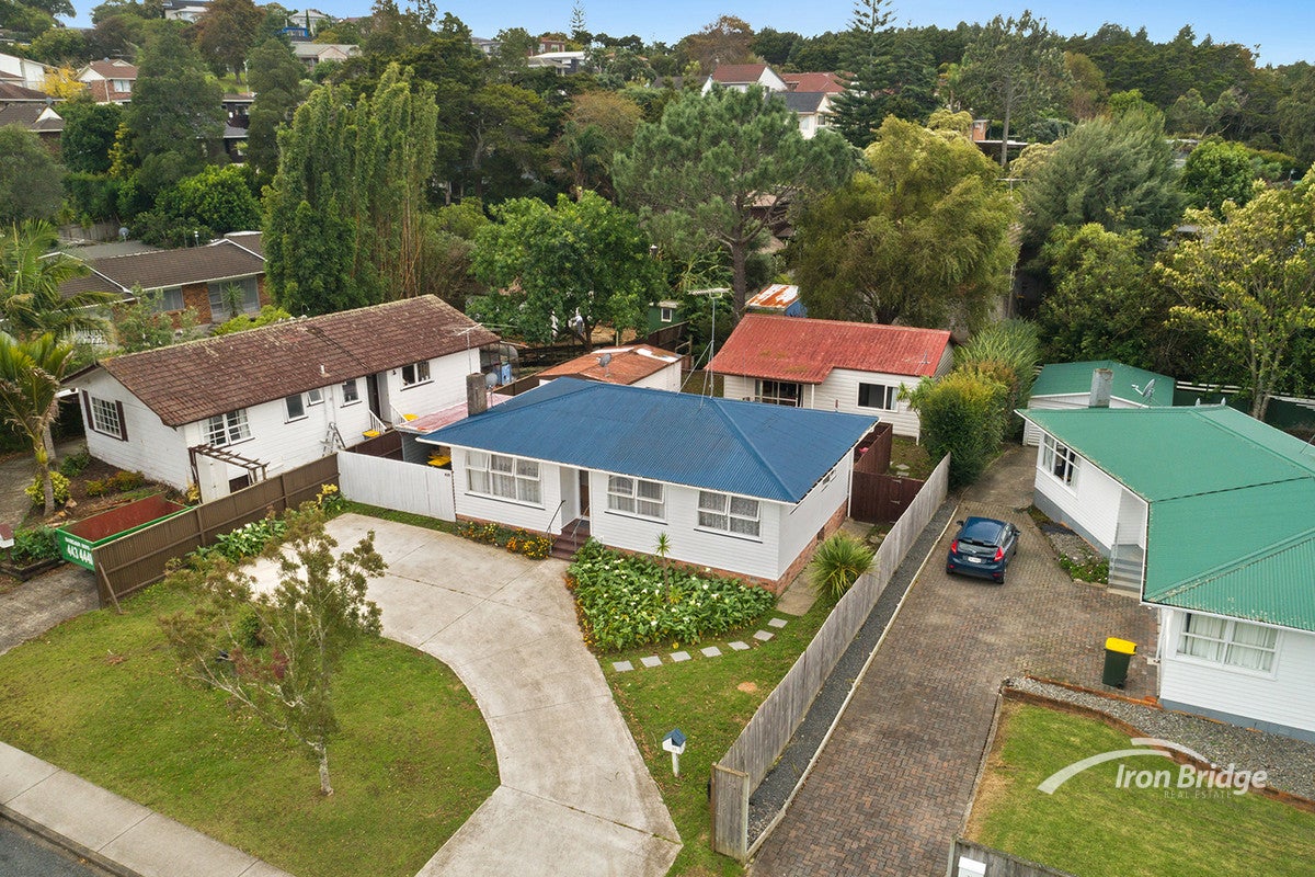 29 Lynden Avenue, Hillcrest, Auckland - Carousel 1