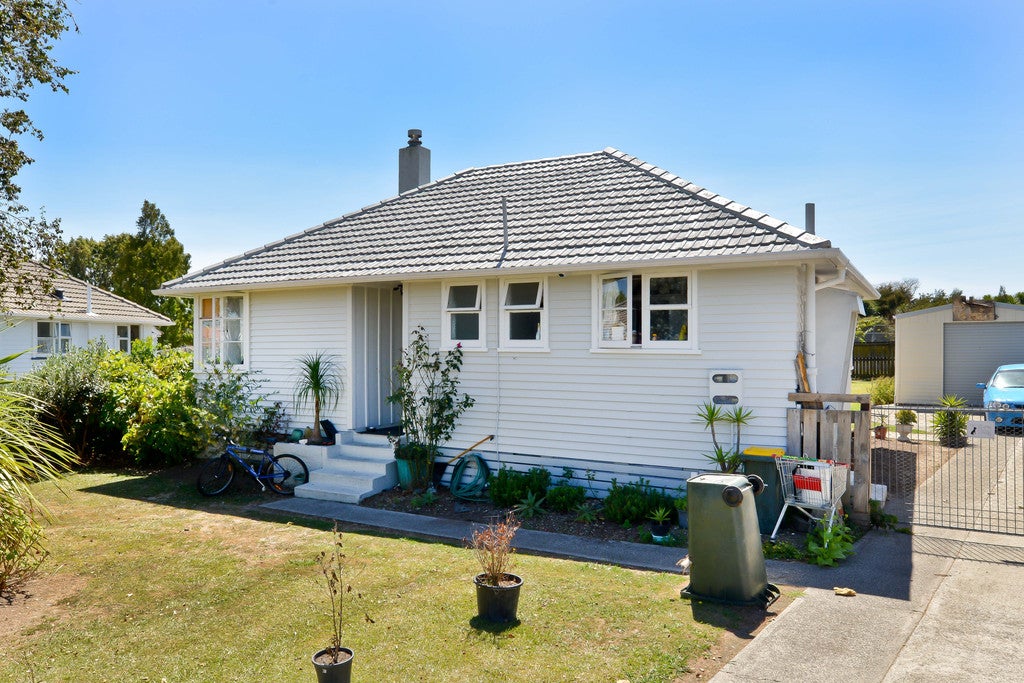 45 Paul Crescent, Fairfield, Hamilton - Carousel 2
