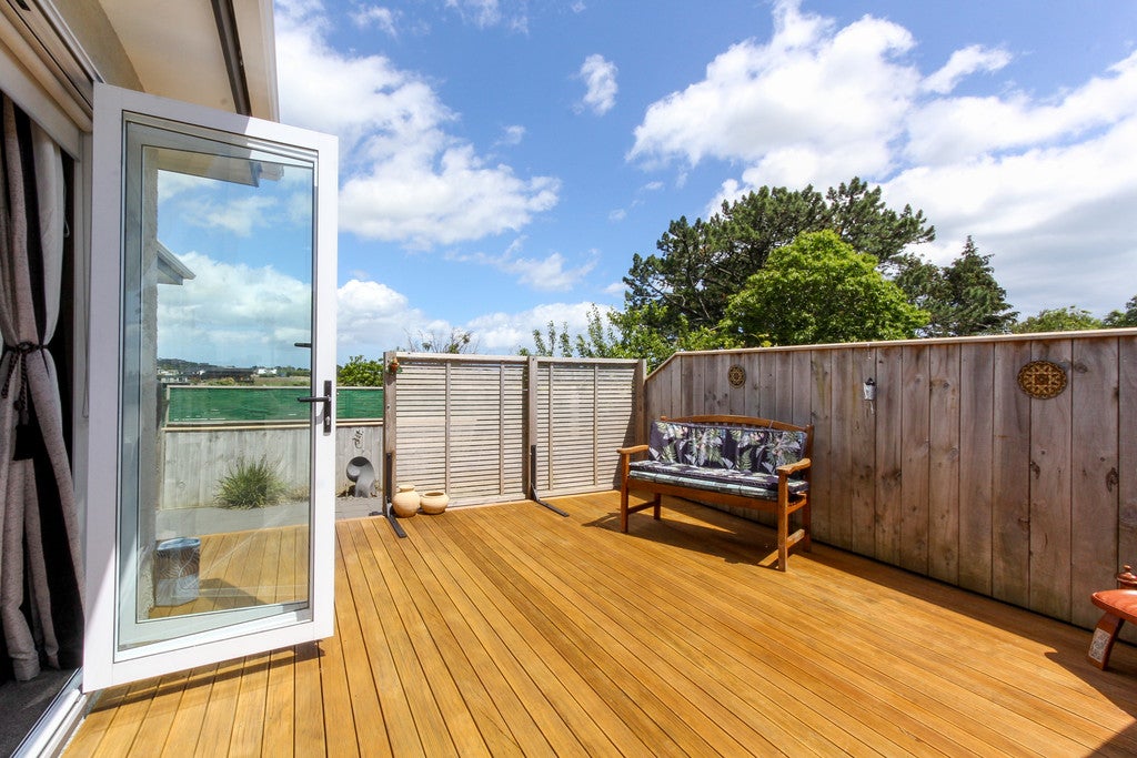 458A Carrington Street, Upper Vogeltown, New Plymouth - Carousel 2