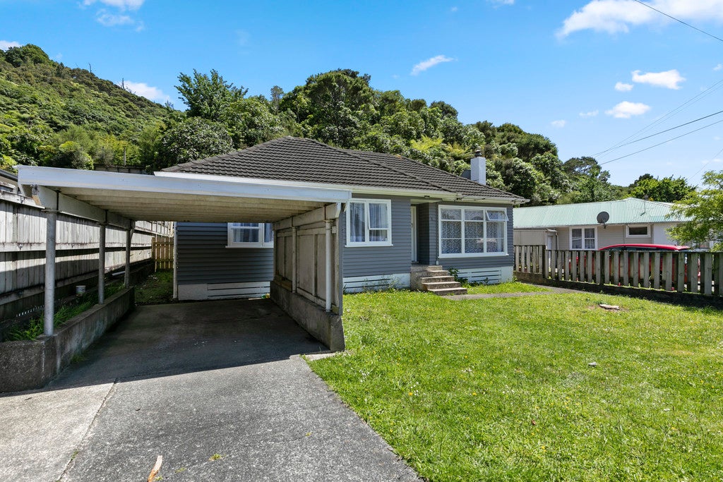 22 Kowhai Street, Wainuiomata, Lower Hutt - Carousel 2