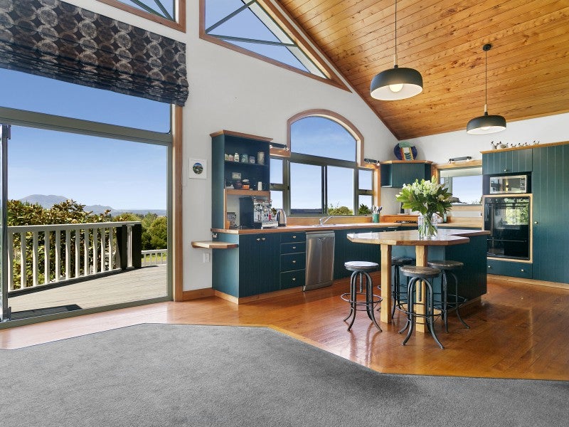 22 Blue Ridge Drive, Acacia Bay, Taupo - Carousel 2