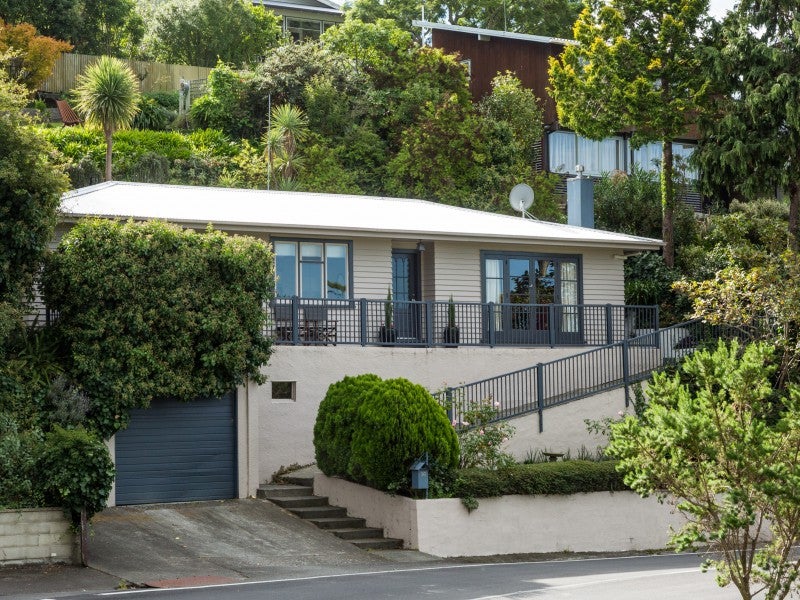 16 Spencer Road, Hospital Hill, Napier - Carousel 1