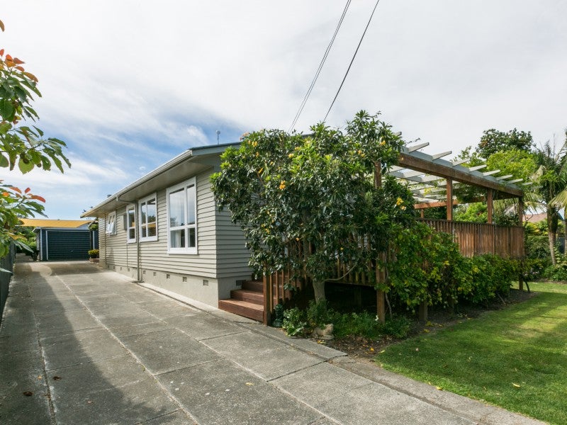 10 Rogers Road, Bay View, Napier - Carousel 19