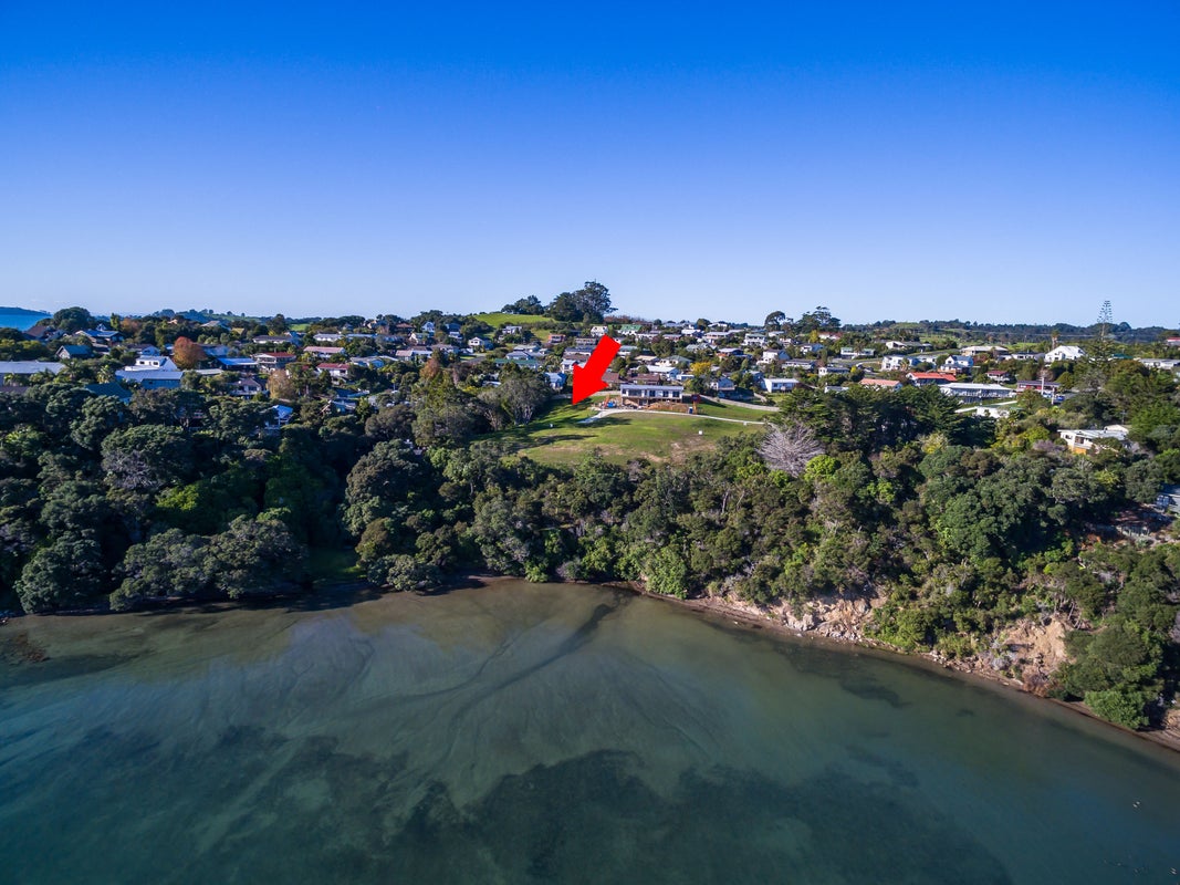 8 Wendy Hood Way, Snells Beach, Snells Beach - Carousel 2