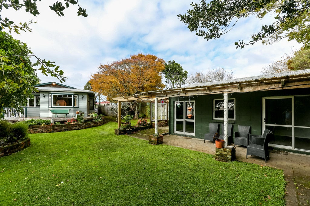 330 Frankley Road, Ferndale, New Plymouth - Carousel 1