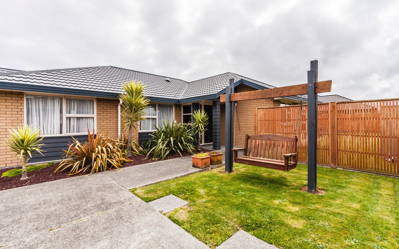 45 Geneva Terrace, Kelvin Grove, Palmerston North - Carousel 22