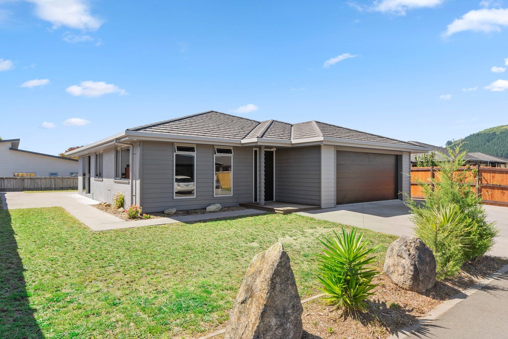 92 Hall Road, Ngongotaha, Rotorua - Carousel 1