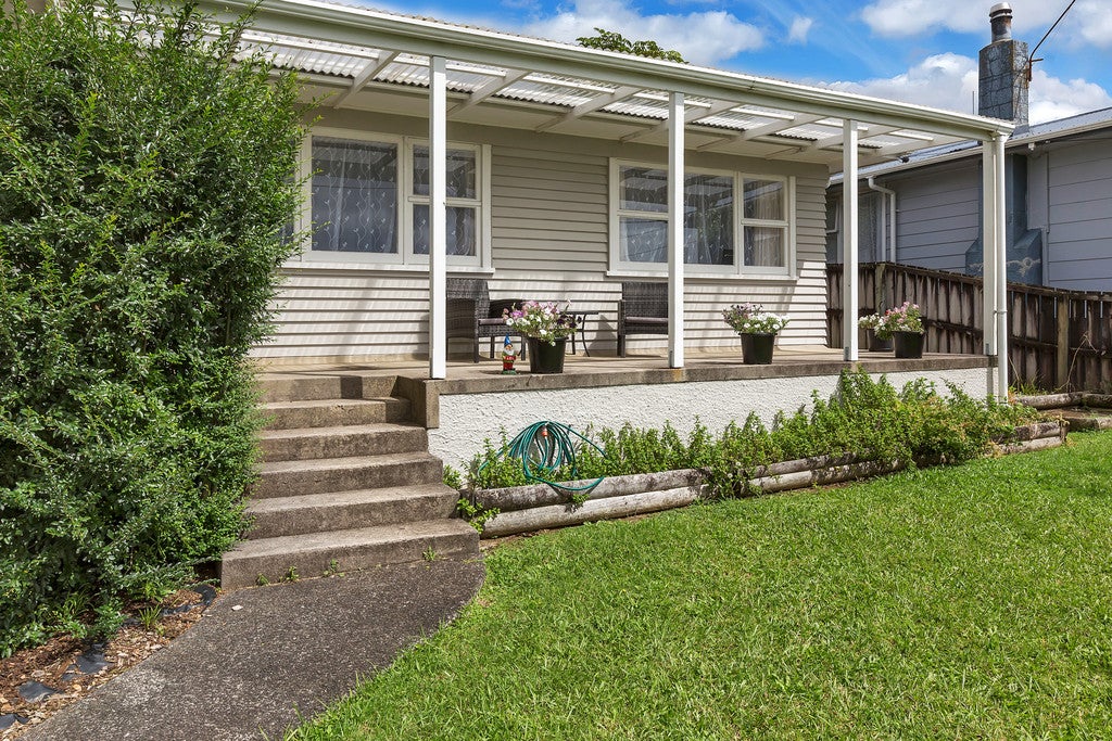 11 Corks Road, Te Kamo, Whangarei - Carousel 2