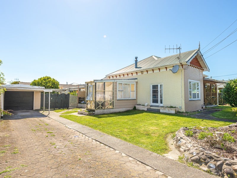 34 Cumbrae Place, Aramoho, Whanganui - Carousel 1