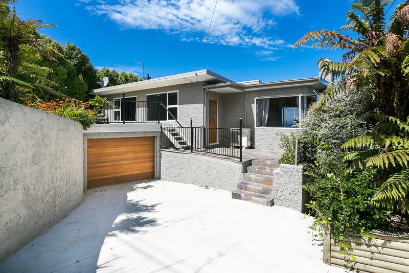 52 Moana Crescent, Musselburgh, Dunedin - Carousel 1