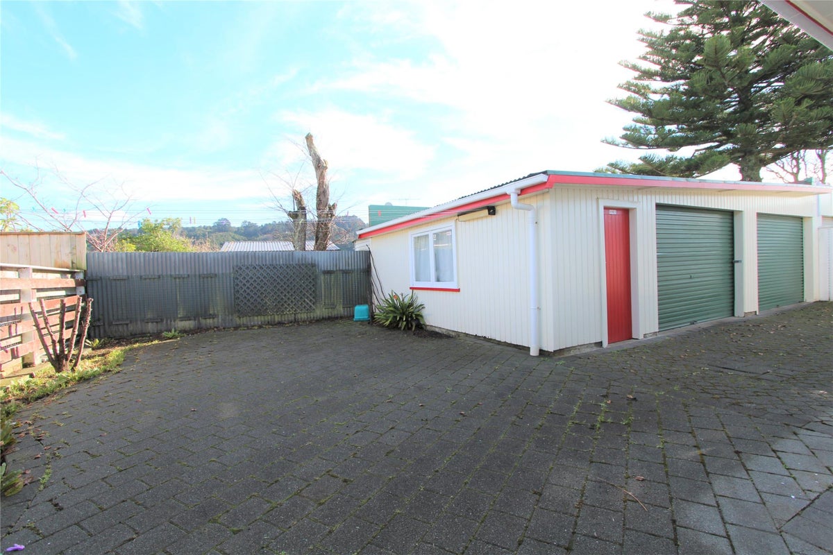 151 Taita Drive, Avalon, Lower Hutt - Carousel 16
