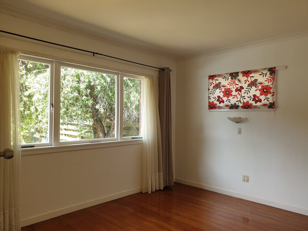 1/16 Taharoto Road, Takapuna, Auckland - Carousel 2