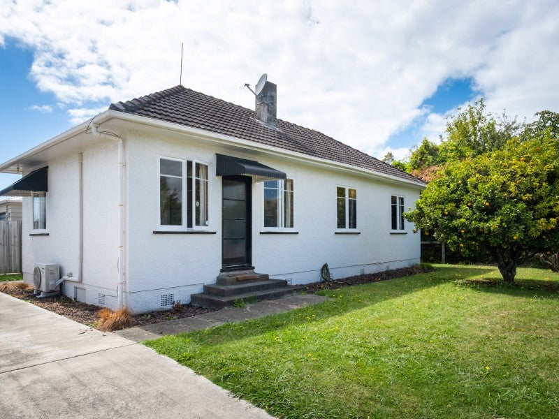 22 Gallipoli Road, Onekawa, Napier - Carousel 1