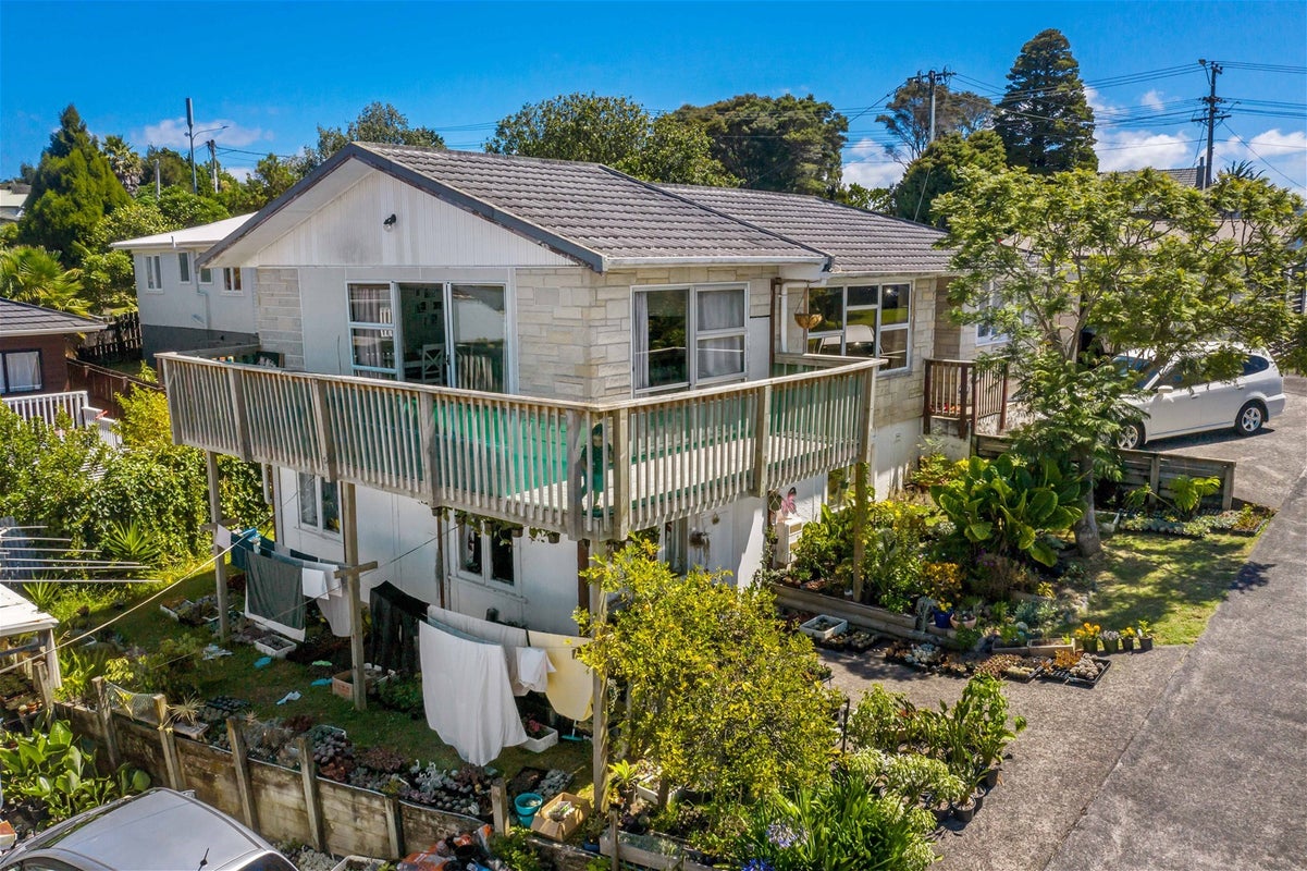 28 Forest Hill Road, Henderson, Auckland - Carousel 2