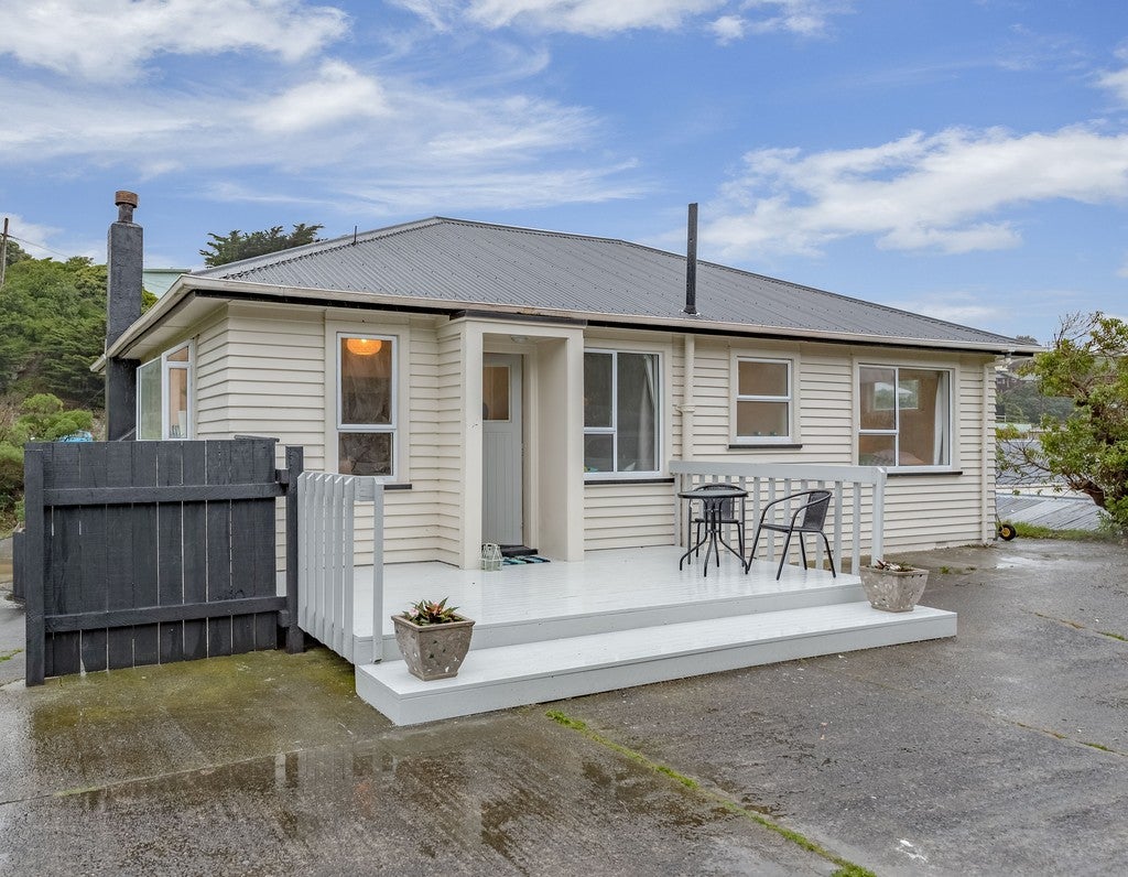 1/45 Thornley Street, Titahi Bay, Porirua - Carousel 1