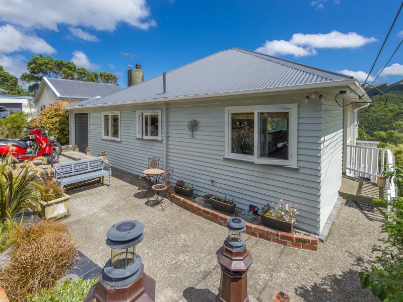 22 Hereford Street, Wilton, Wellington - Carousel 2