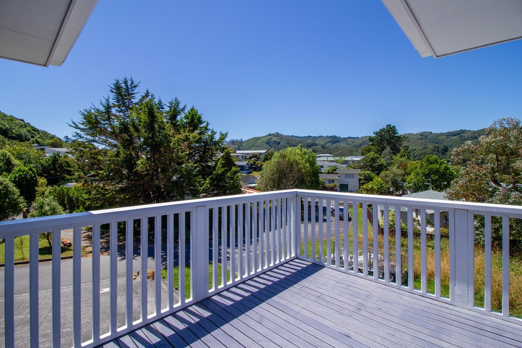 29E McGowan Road, Wainuiomata, Lower Hutt - Carousel 20