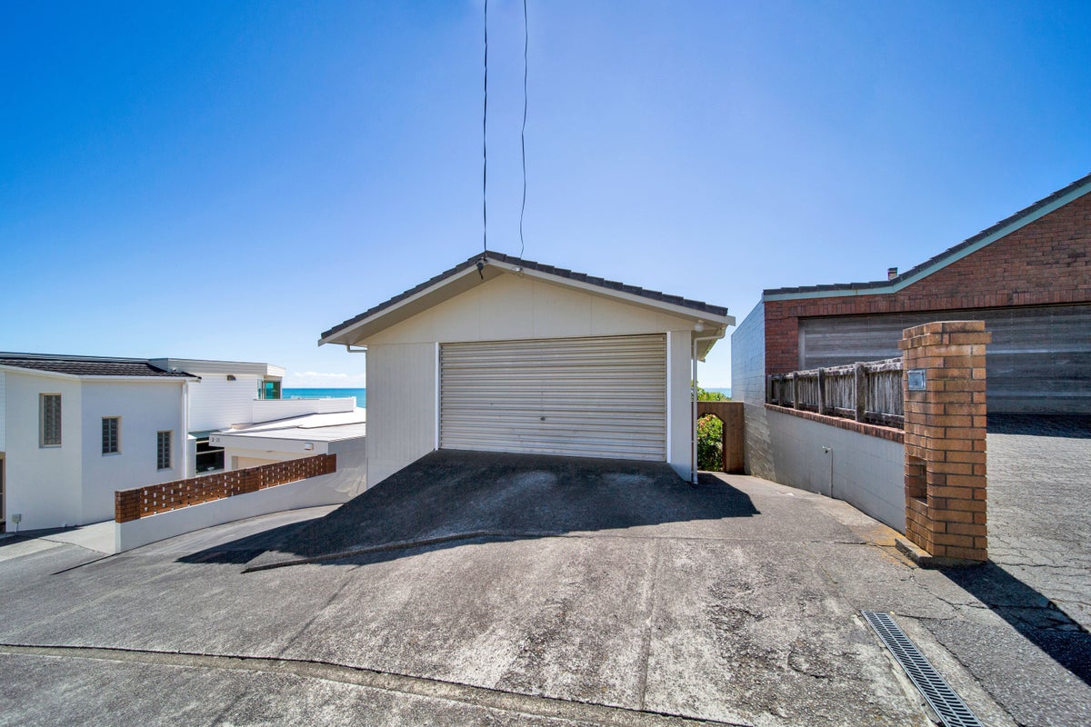2A Sackville Street, Fitzroy, New Plymouth - Carousel 20