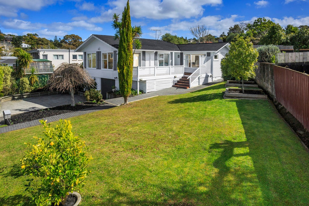 3 Mountbatten Avenue, Hillcrest, Auckland - Carousel 2