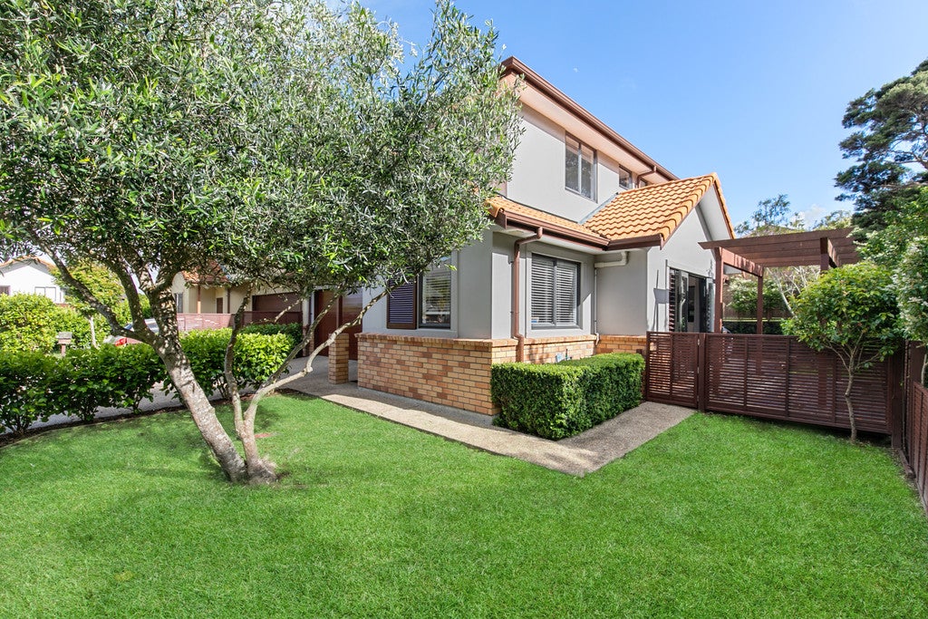 34 Greenbough Lane, Greenhithe, Auckland - Carousel 1