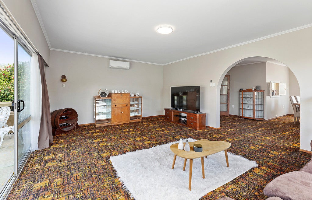 10 Lincoln Avenue, Tawa, Wellington - Carousel 2