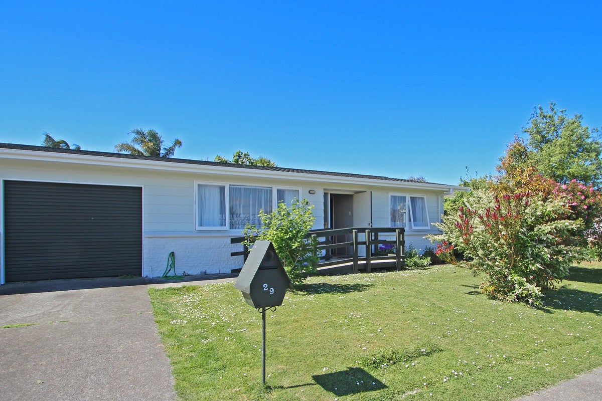 29 Clark Avenue, Pirimai, Napier - Carousel 1