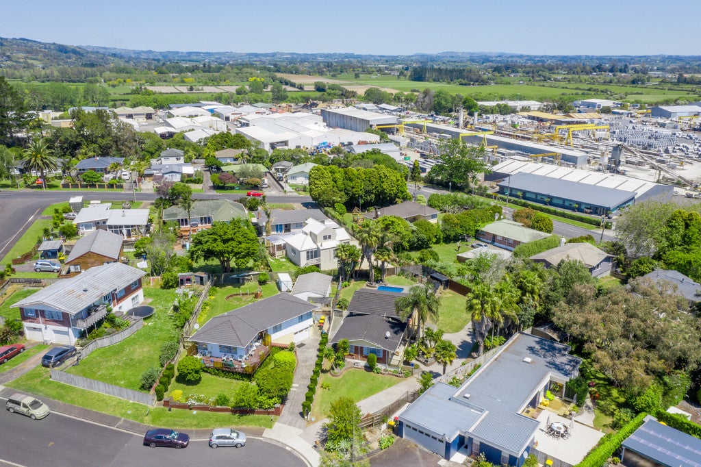 6 April Place, Red Hill, Papakura - Carousel 23