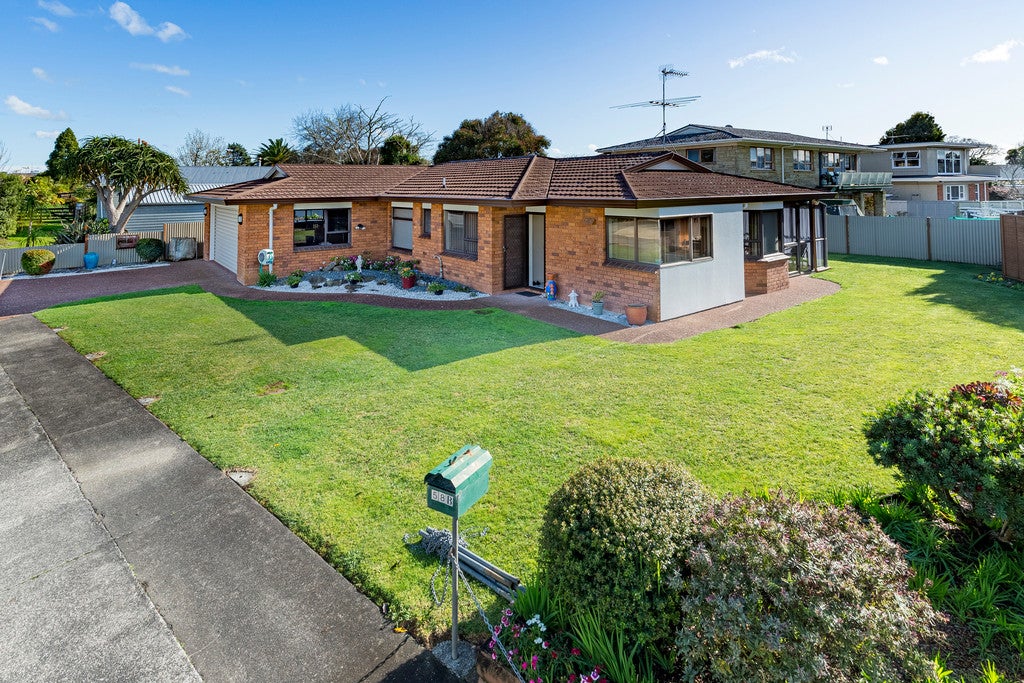 58B Racecourse Road, Waiuku, Waiuku - Carousel 18