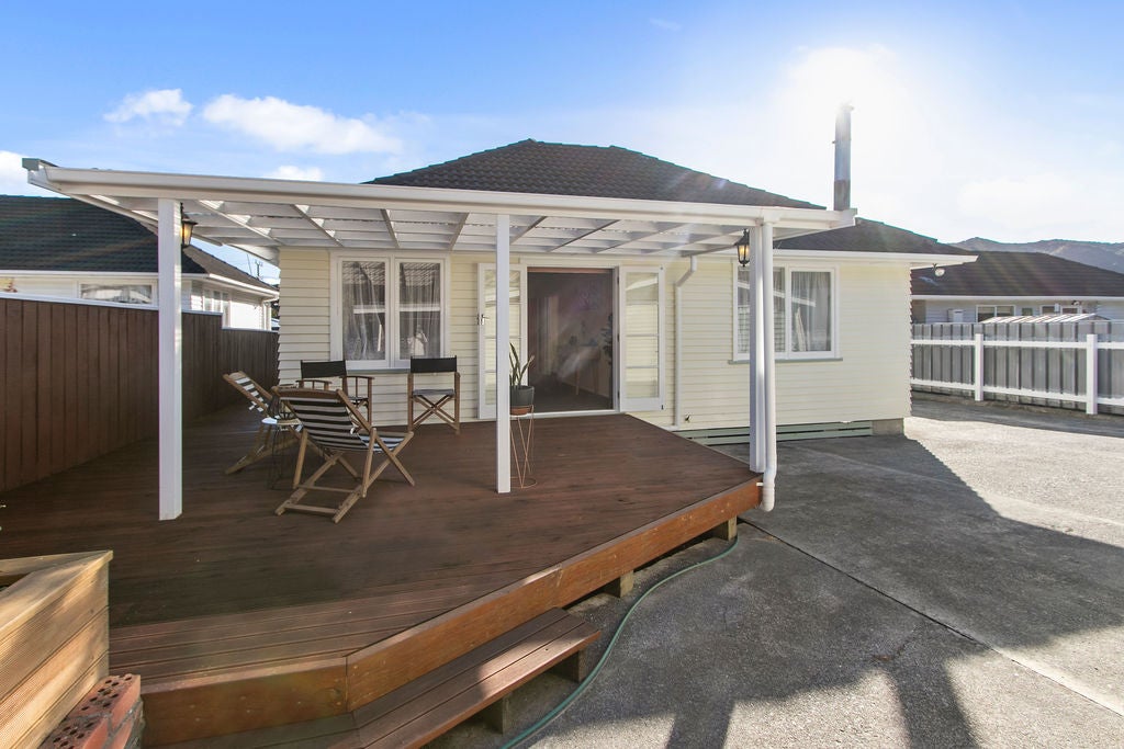 128 Wise Street, Wainuiomata, Lower Hutt - Carousel 1