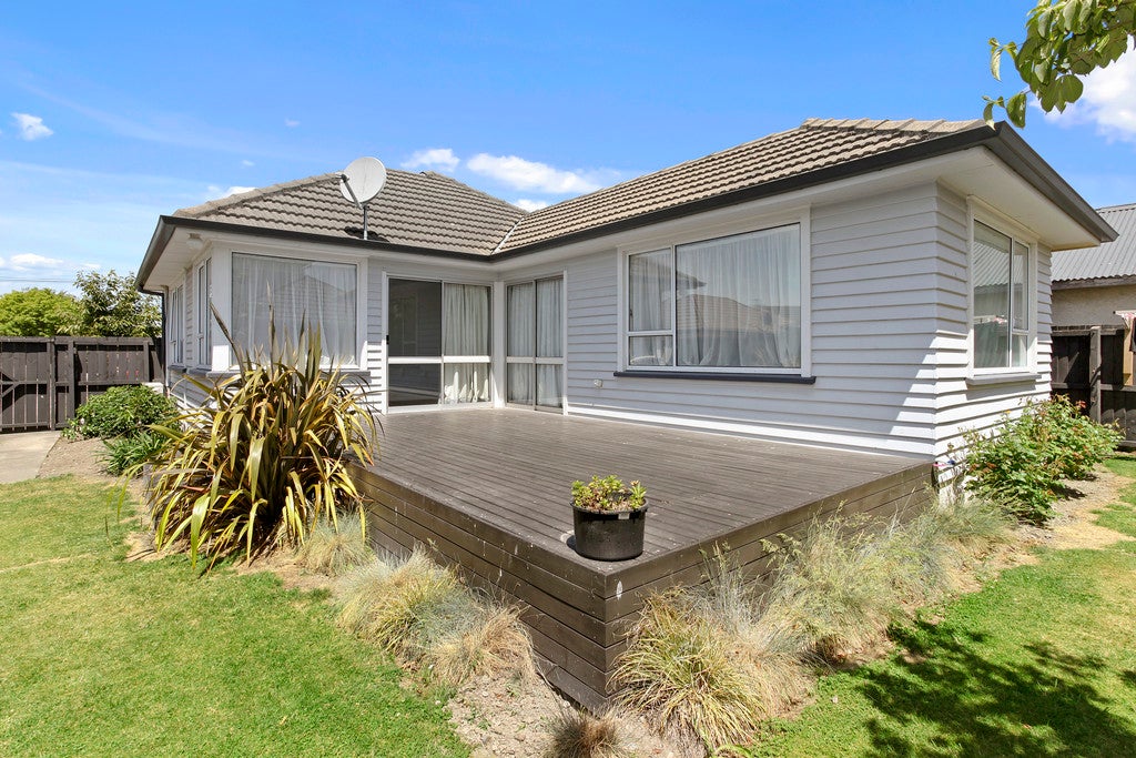 21 Cutts Road, Russley, Christchurch - Carousel 1